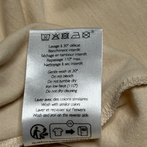 Sezane LA CHAMADE T-SHIRT Heart Medium Quiet Luxury Paris L NWT - Picture 10 of 12